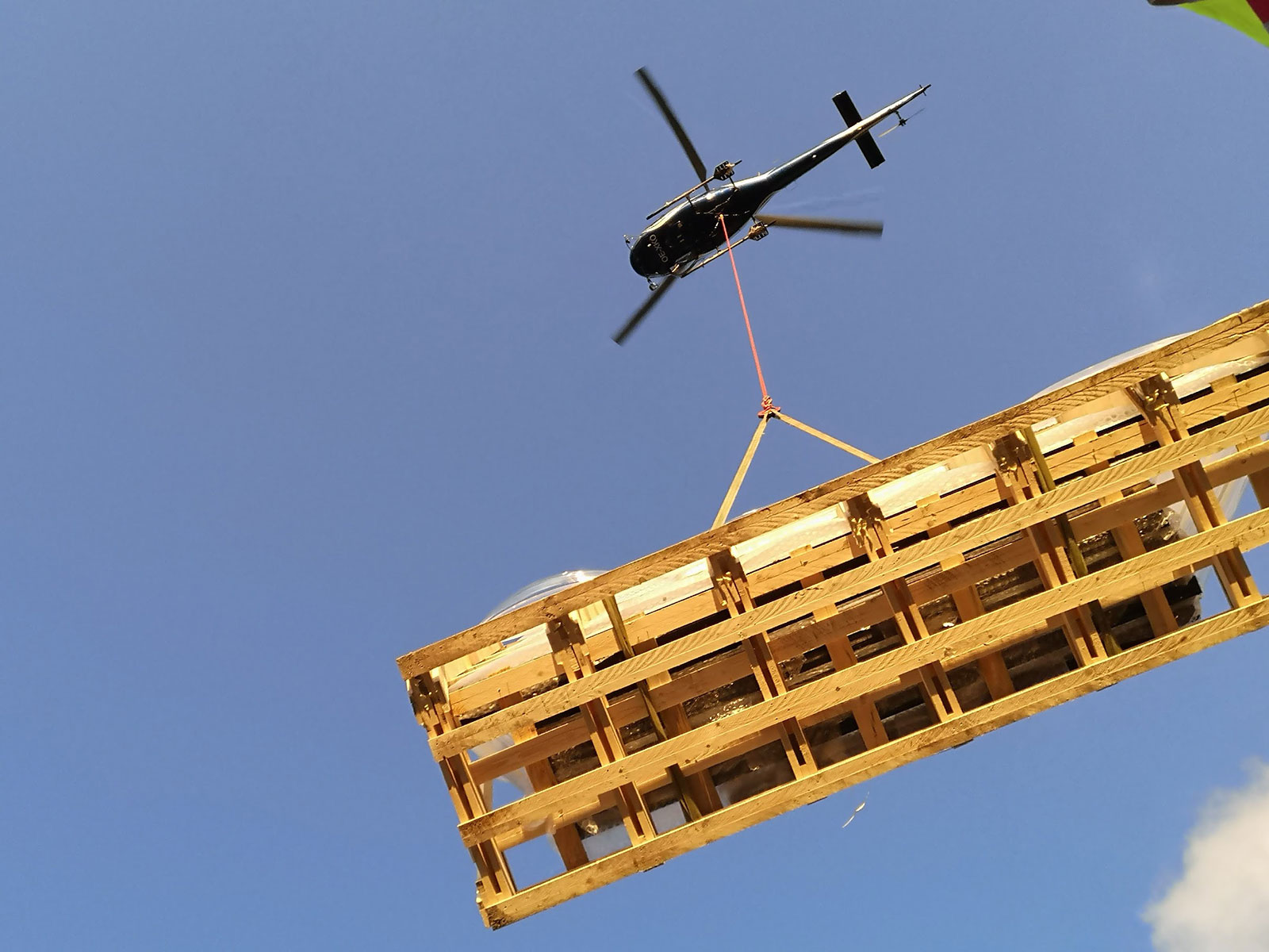 Baustelleneinrichtung Hubschrauber